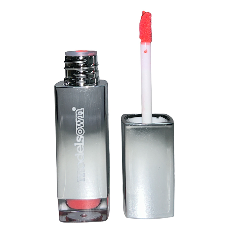 Model's Own Lix Velvet Liquid Lipstick Caramelo
