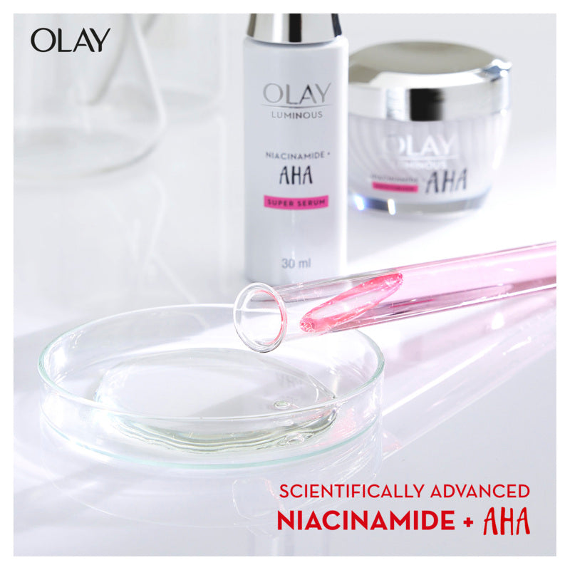 Olay Luminous Niacinamide + AHA Face Cream Moisturiser 50g