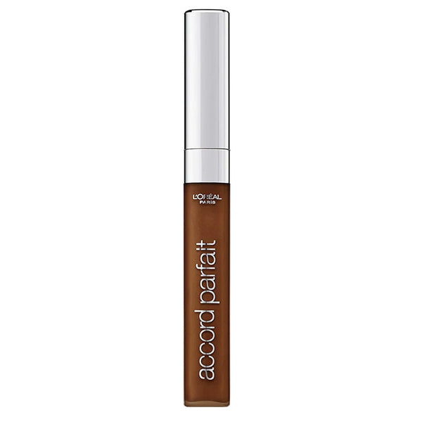 L'Oreal Accord Parfait makeup product on a white background