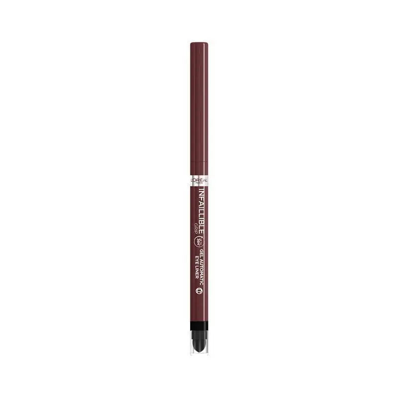 Lip liner pencil with 'Infallible' branding on a white background