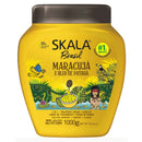 Skala Brasil Maracujá e Oleo de Pataóua hair care product jar on a white background